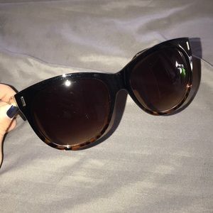 DISCOUNTED SHIPPING W/ YOUR FULL PRICED PURCHASE